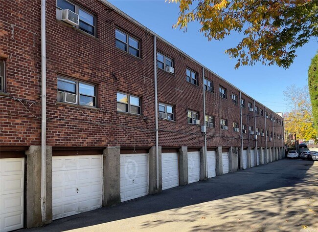 Building Photo - 625 Tulip Ave