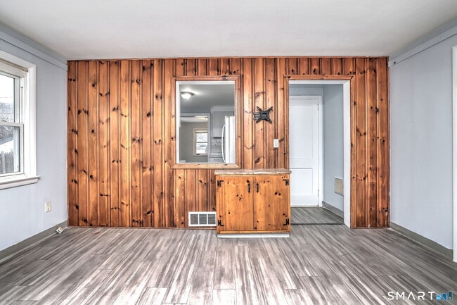 Building Photo - 106 Higbie Dr