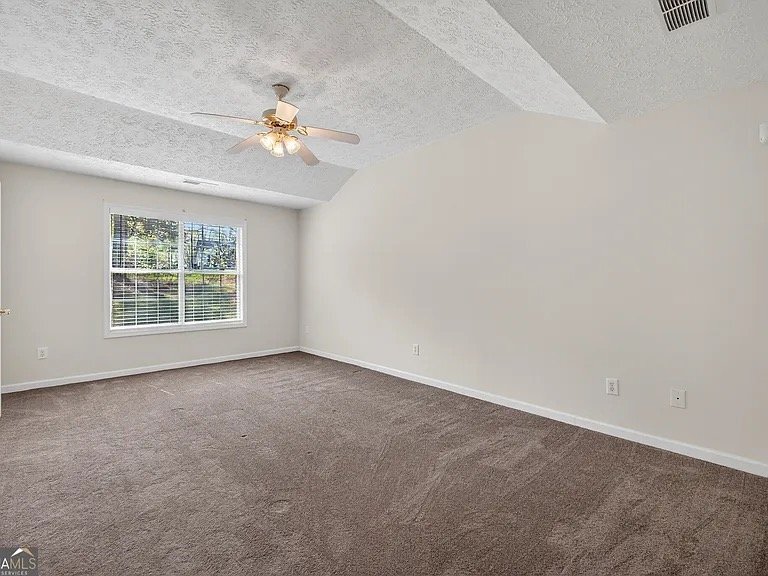 Building Photo - 222 Eagles Crest Ct