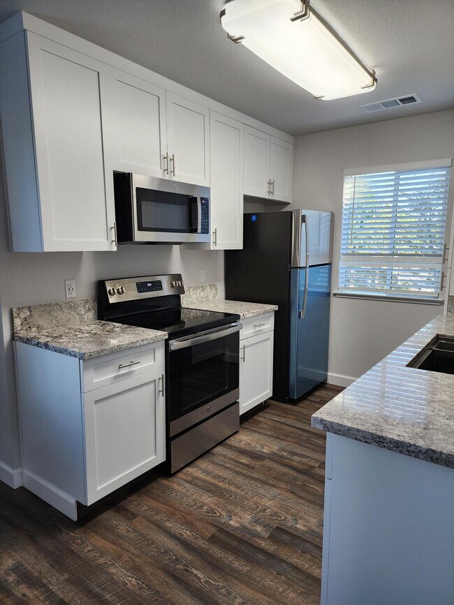 Floorplan - Sierra Ridge in Clovis, California. The perfect place to call home!