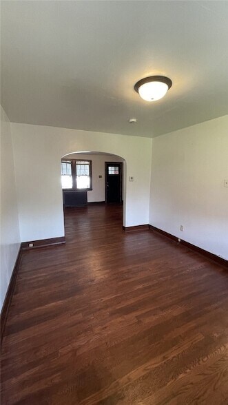 Building Photo - 7442 Irvine St