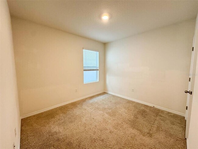 Building Photo - 1640 Spray Terrace