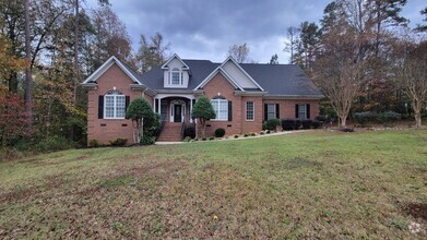 Building Photo - 4 Bed, 3 Bath Home Available in Easley