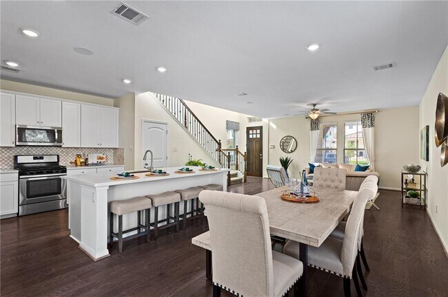 Building Photo - 151 Diamond Point Dr