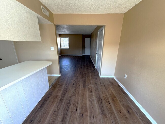 Building Photo - 2785 L B McLeod Rd