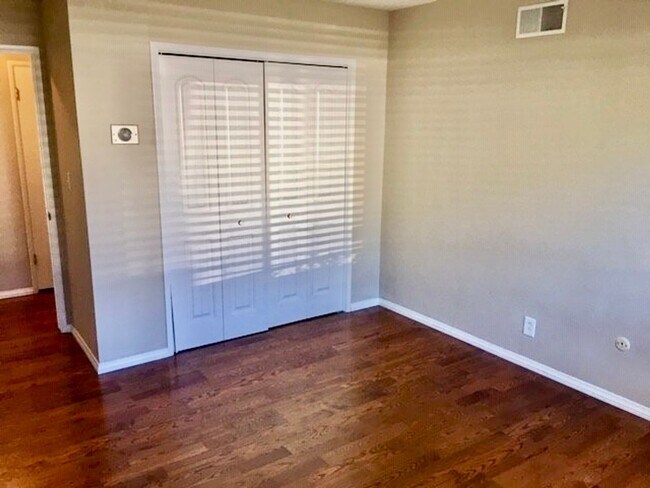 Building Photo - 4 Bedroom 3 bath Home In Rolando Village