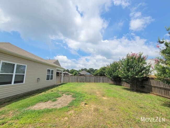 Building Photo - 22 Crestwood Pnes Trl