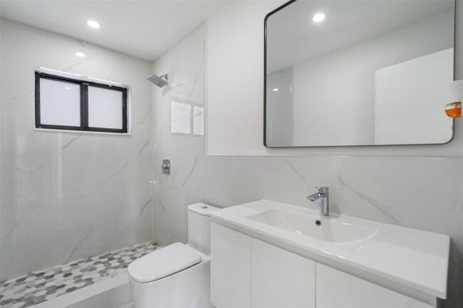 Building Photo - North 25th Avenue