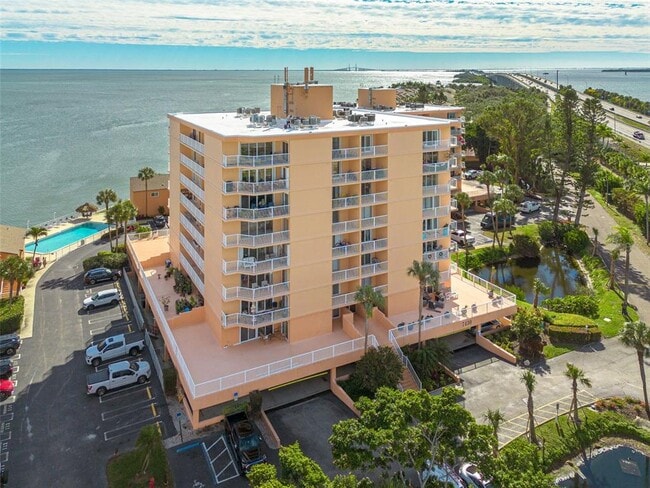 Building Photo - 7430 Sunshine Skyway Ln S