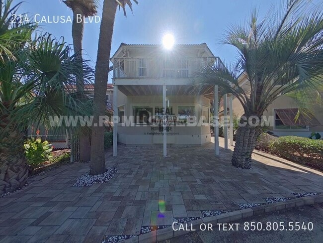 Building Photo - 214 Calusa Blvd