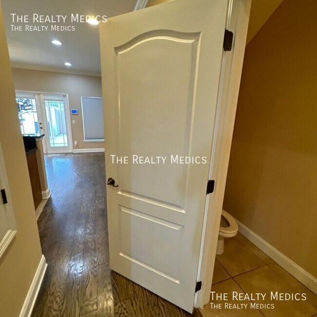 Building Photo - 1777 Indiana Ave