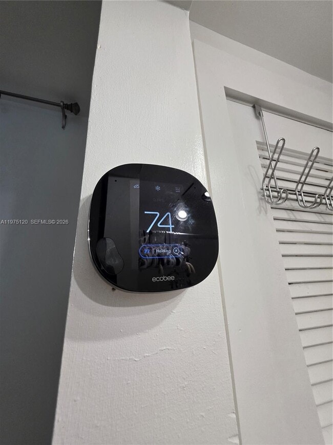 Building Photo - 1616 Euclid Ave