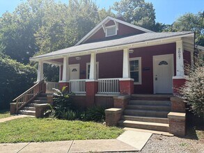 Building Photo - Affordable and Adorable Duplex in Enderly ...