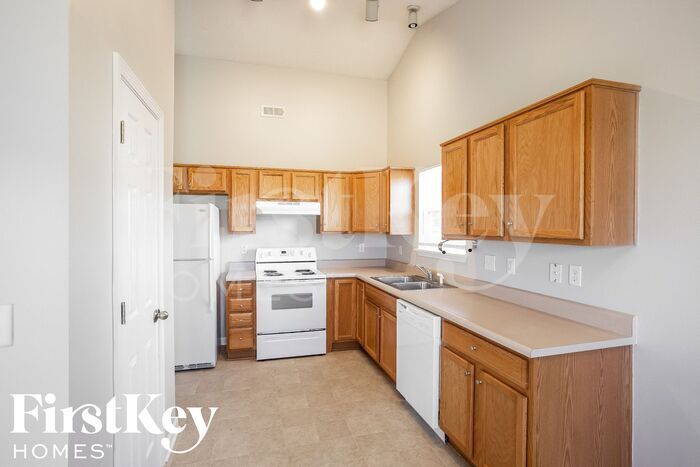 Building Photo - 10622 Deercrest Ln