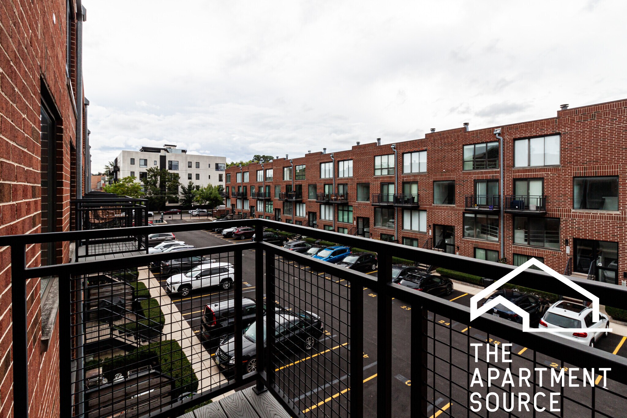 Building Photo - 939 W Grace St