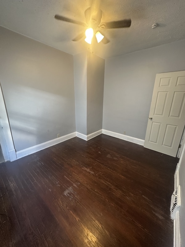 Building Photo - 12711 Locke Ave