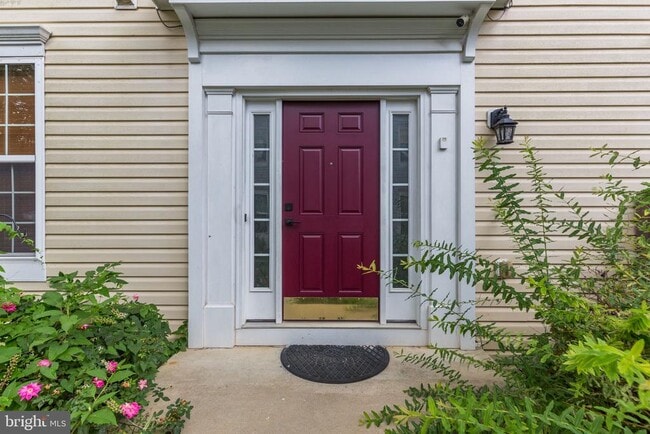 Building Photo - 151 Brynwood St