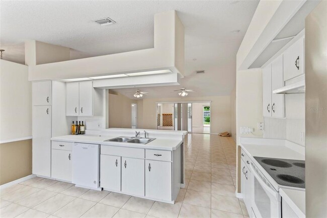 Building Photo - 113 Pritchard Dr