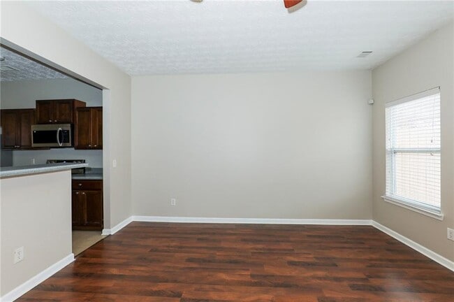 Building Photo - 6212 Ellenwood Dr