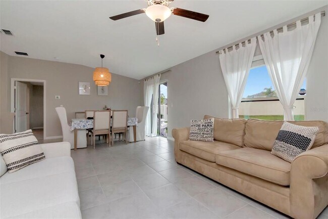 Building Photo - 11527 Sage Canyon Dr.