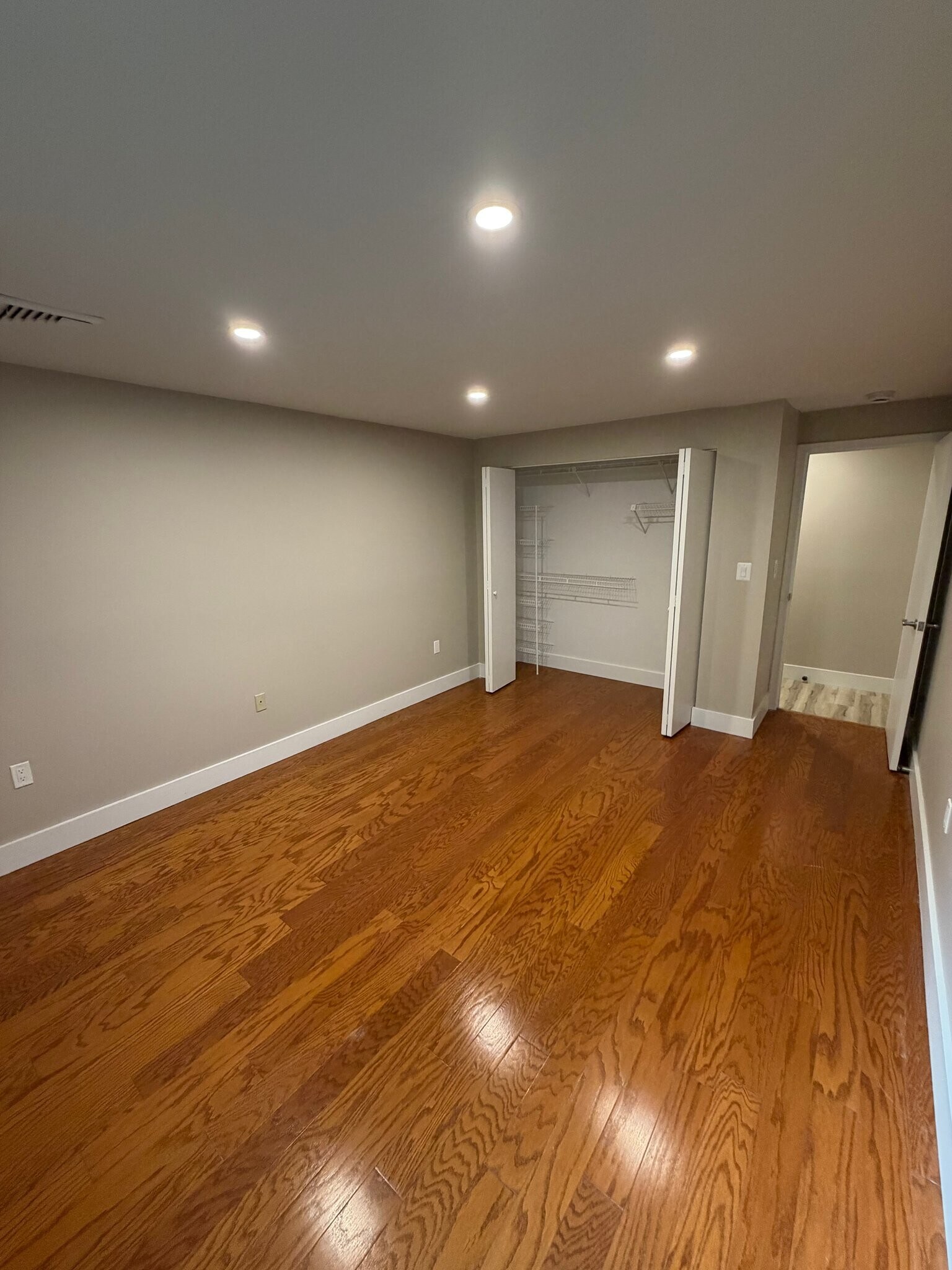 Building Photo - 47 Avonwood Rd