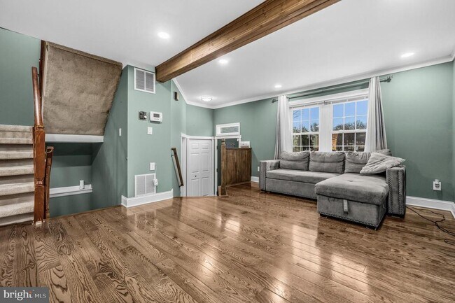 Building Photo - 104 Barksdale Pl