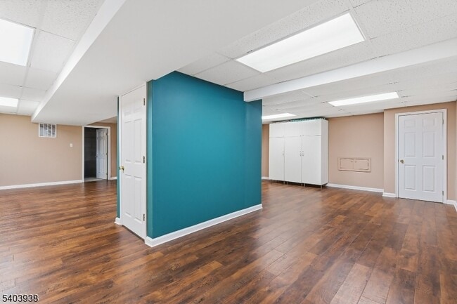 Building Photo - 7 Harvard Cir