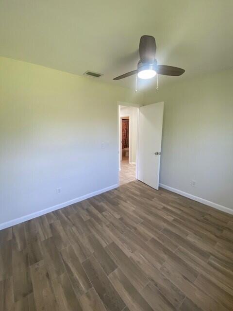 Building Photo - 1100 Cameo Cir