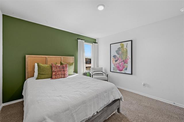 Building Photo - 302 Arbor Dr