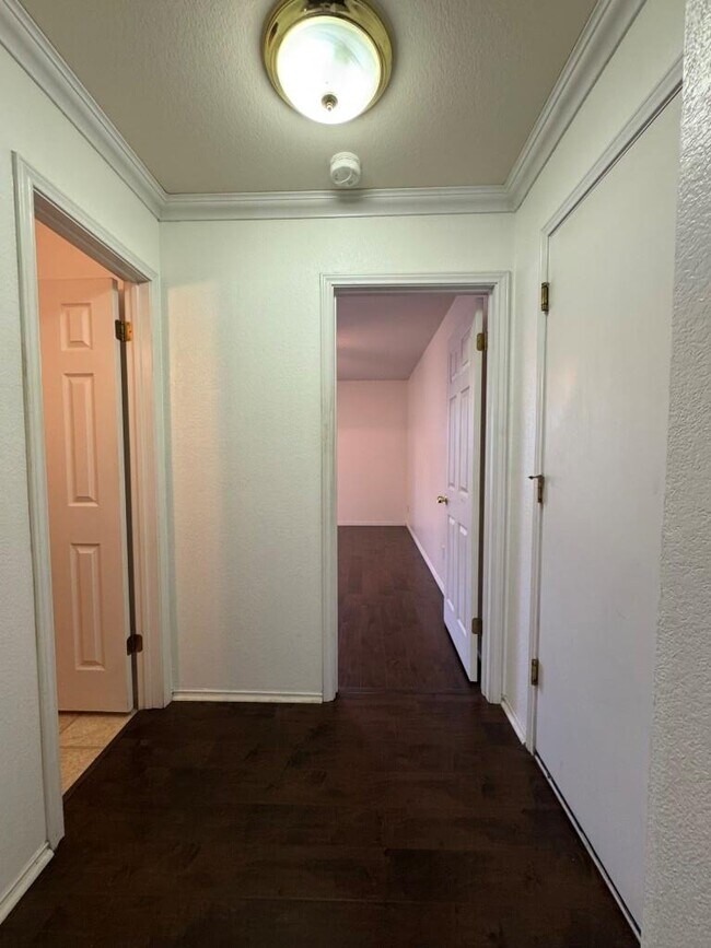 Building Photo - 12212 Kilmartin Ln