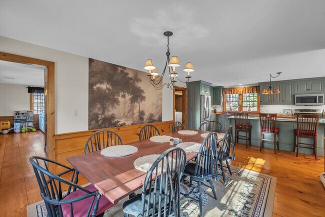 Building Photo - 73 Champeaux Rd