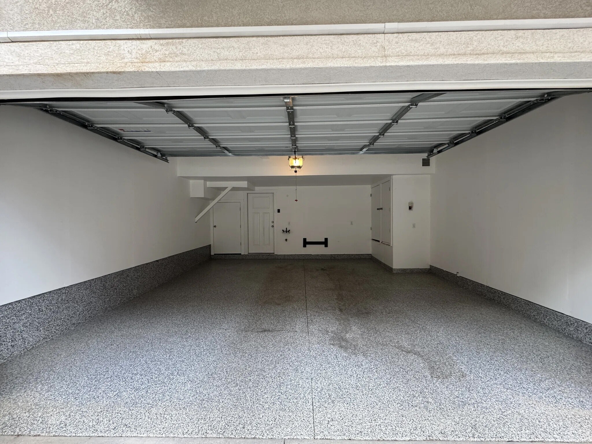Building Photo - 67 S Walker Pl