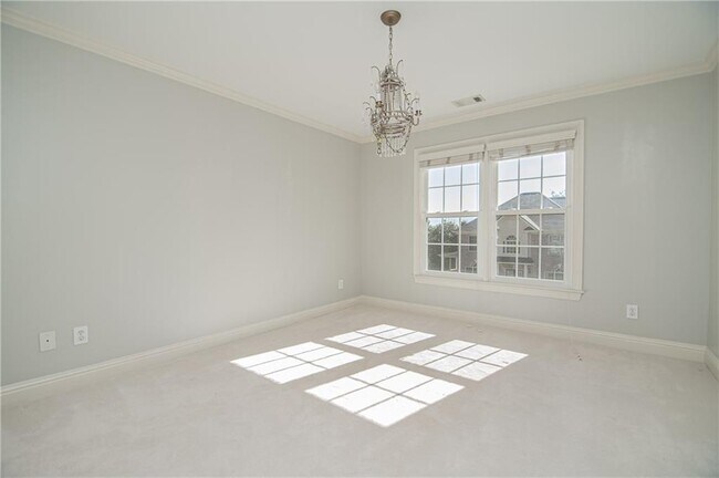 Building Photo - 4012 Erin Dr