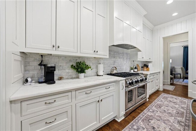 Building Photo - 1295 Cumberland Rd NE