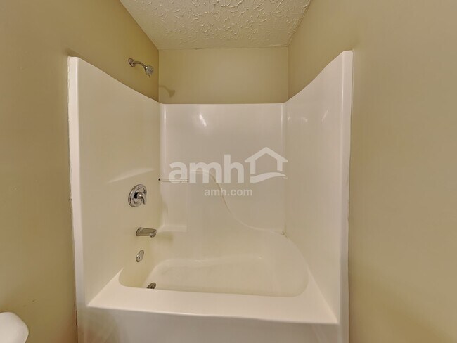 Building Photo - 2807 Presidential Dr