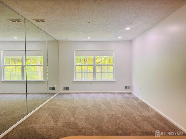Building Photo - 207 Prestwick Way