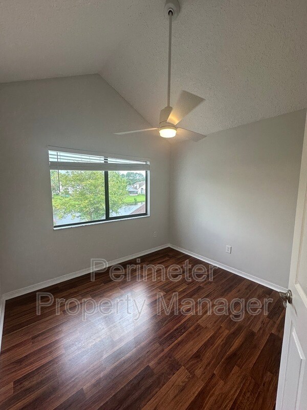 Building Photo - 2867 Lantana Lakes Dr W