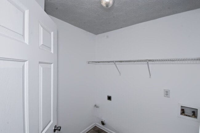 Building Photo - 60 Lassiter Dr