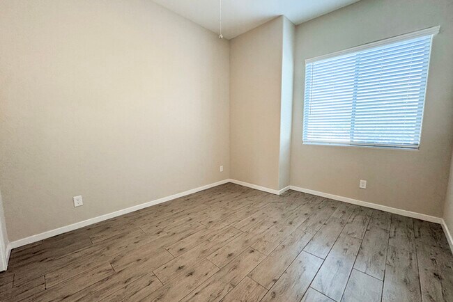 Building Photo - 3Bed/2Bath Home In Cave Creek! JOIN THE WA...
