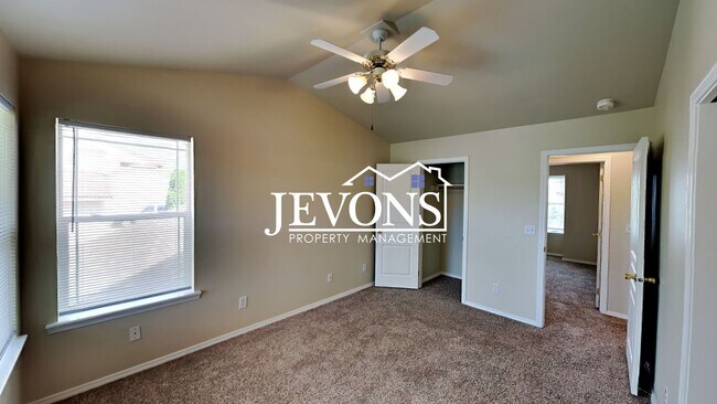 Building Photo - Enjoy this beautiful West Valley home with...