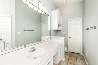 Building Photo - 434 Harbor Oaks Dr
