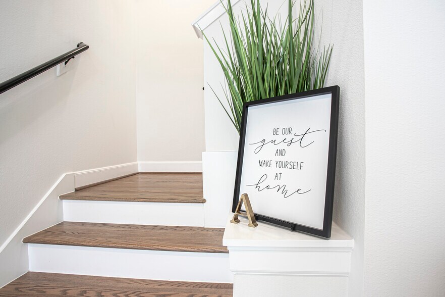 Come be our guest! - 2713 Eado Edge Ct