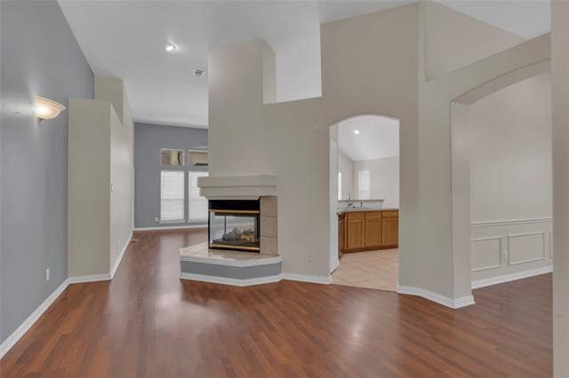 Building Photo - 5556 Flynn Ct