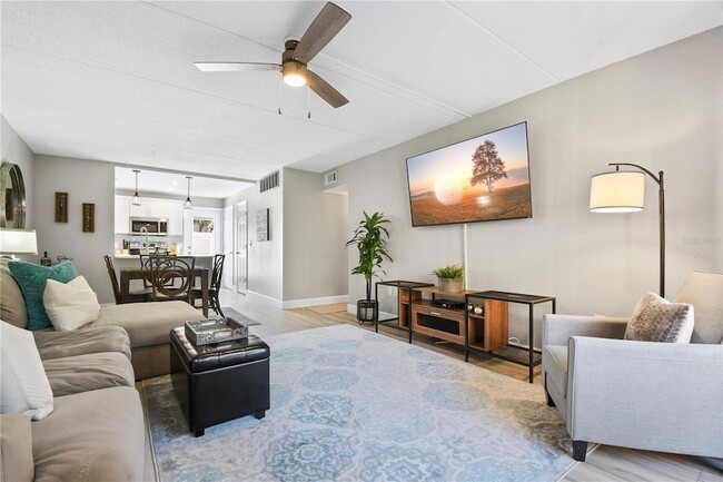 Building Photo - 8911 Blind Pass Rd