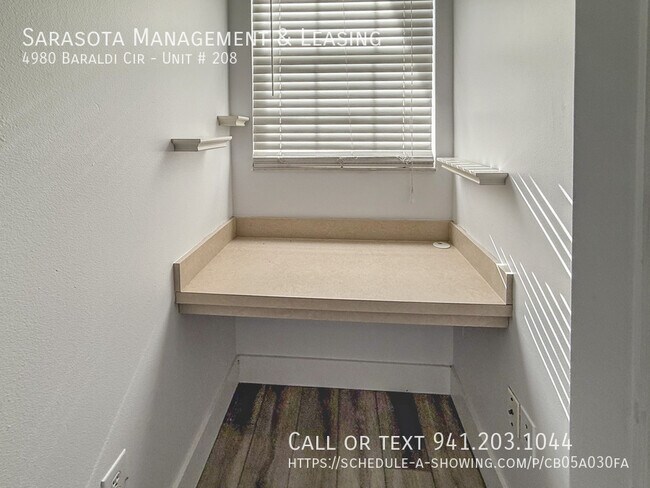 Building Photo - 4980 Baraldi Cir