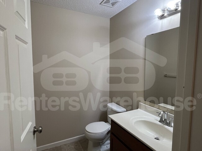 Building Photo - 6953 99th Ct S