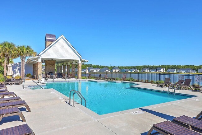 Building Photo - 4 Bedroom 3.5 Bath House in St. Johns Lake - Johns Island