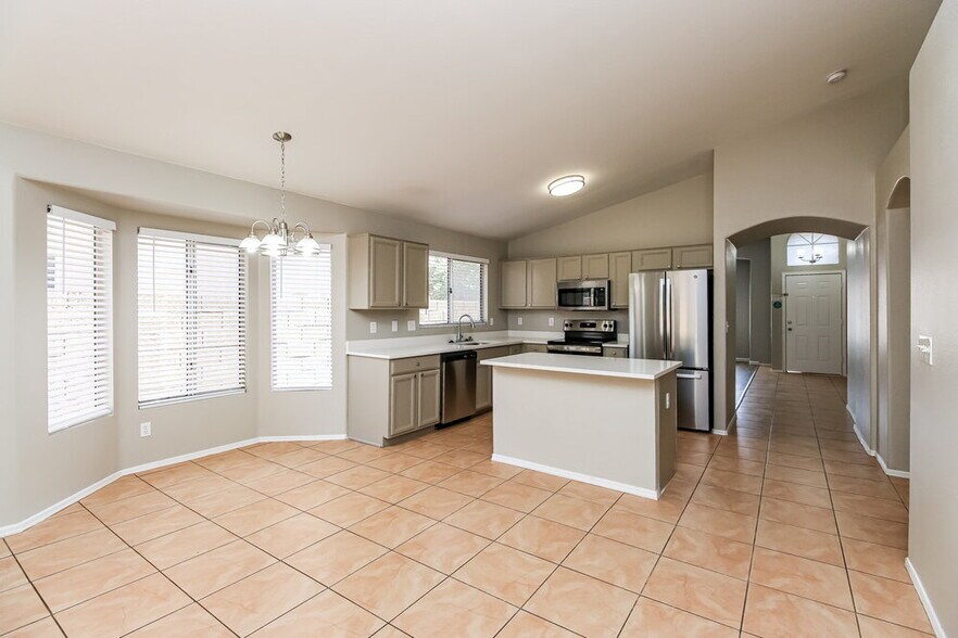 Building Photo - 4790 W Shannon Ct