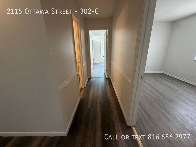 Building Photo - 2115 Ottawa St