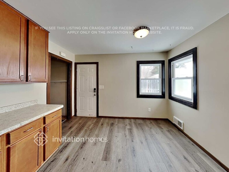 Building Photo - 2162 Mesabi Ave